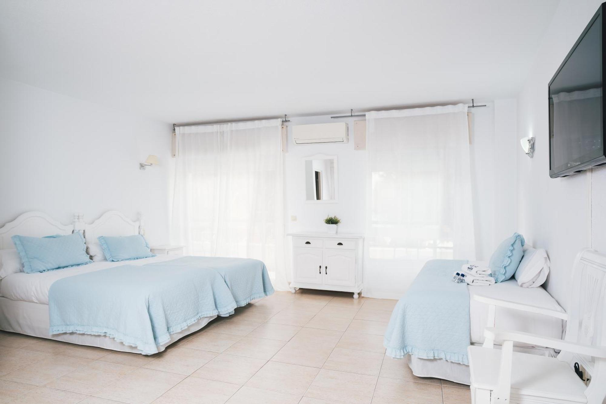Mare Estepona Hotel Экстерьер фото