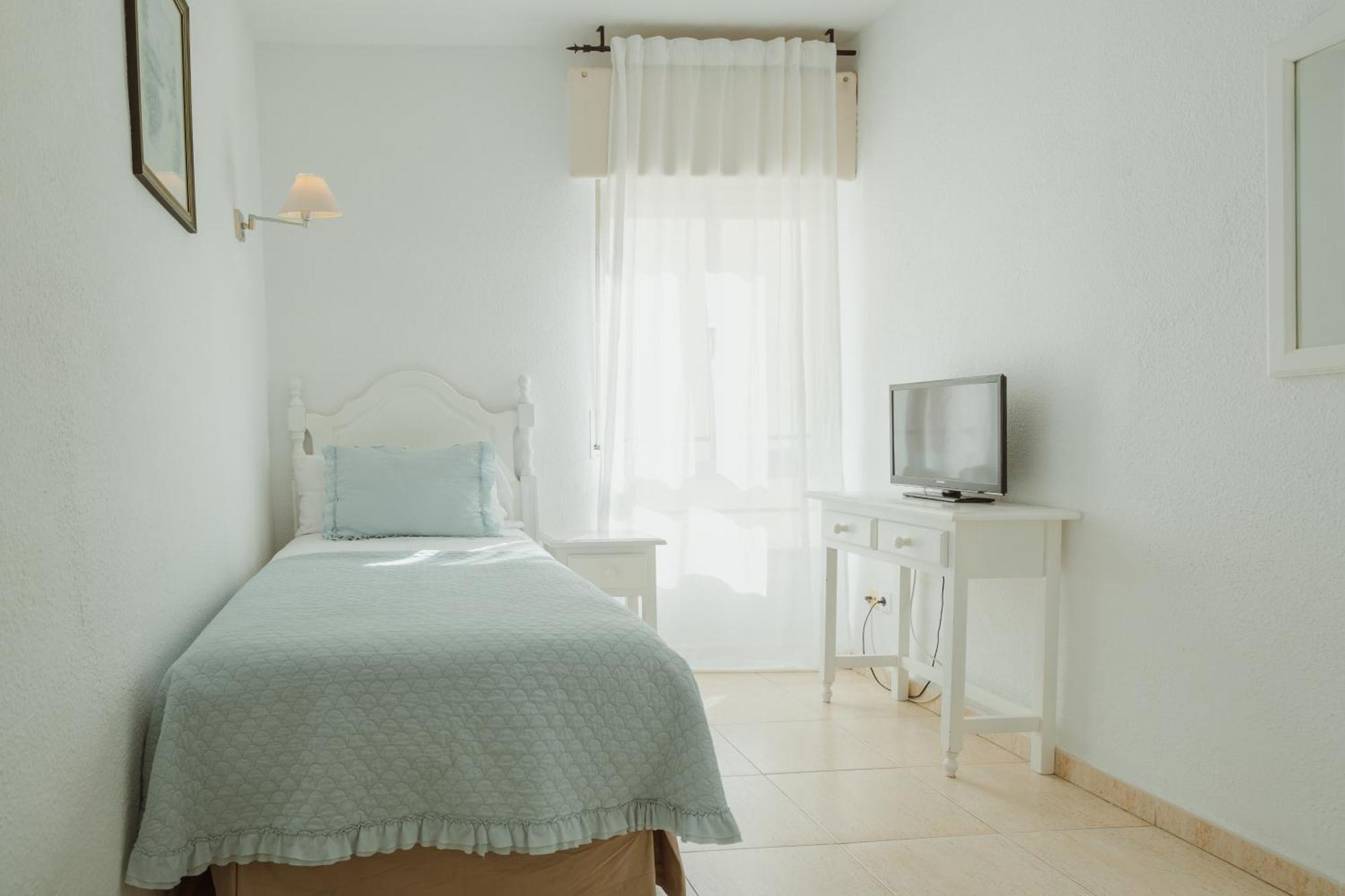 Mare Estepona Hotel Экстерьер фото